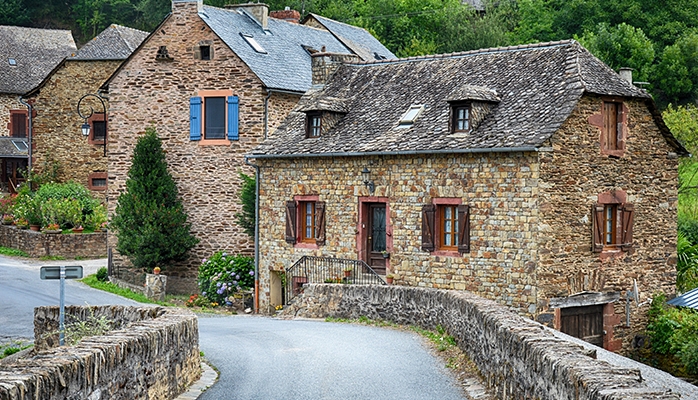 Tant que l'héritage est incertain, il faut l'entretenir